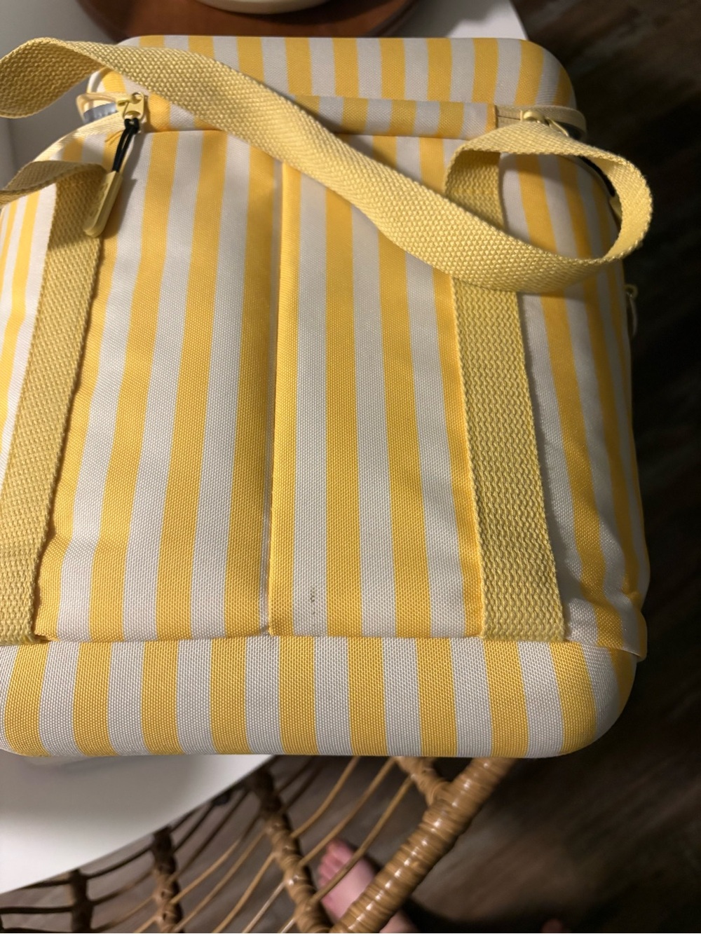 Yellow Striped cooler bag - Picture 8 of 9